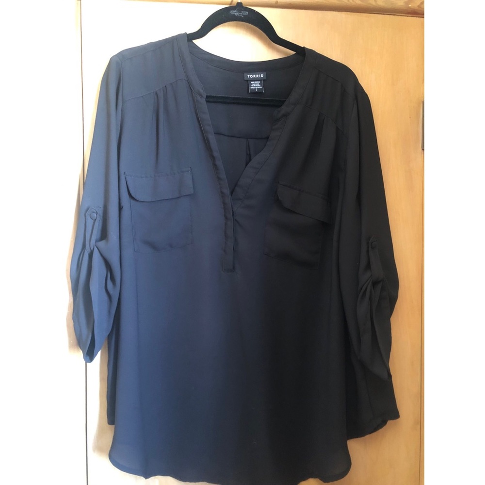 Torrid black top
